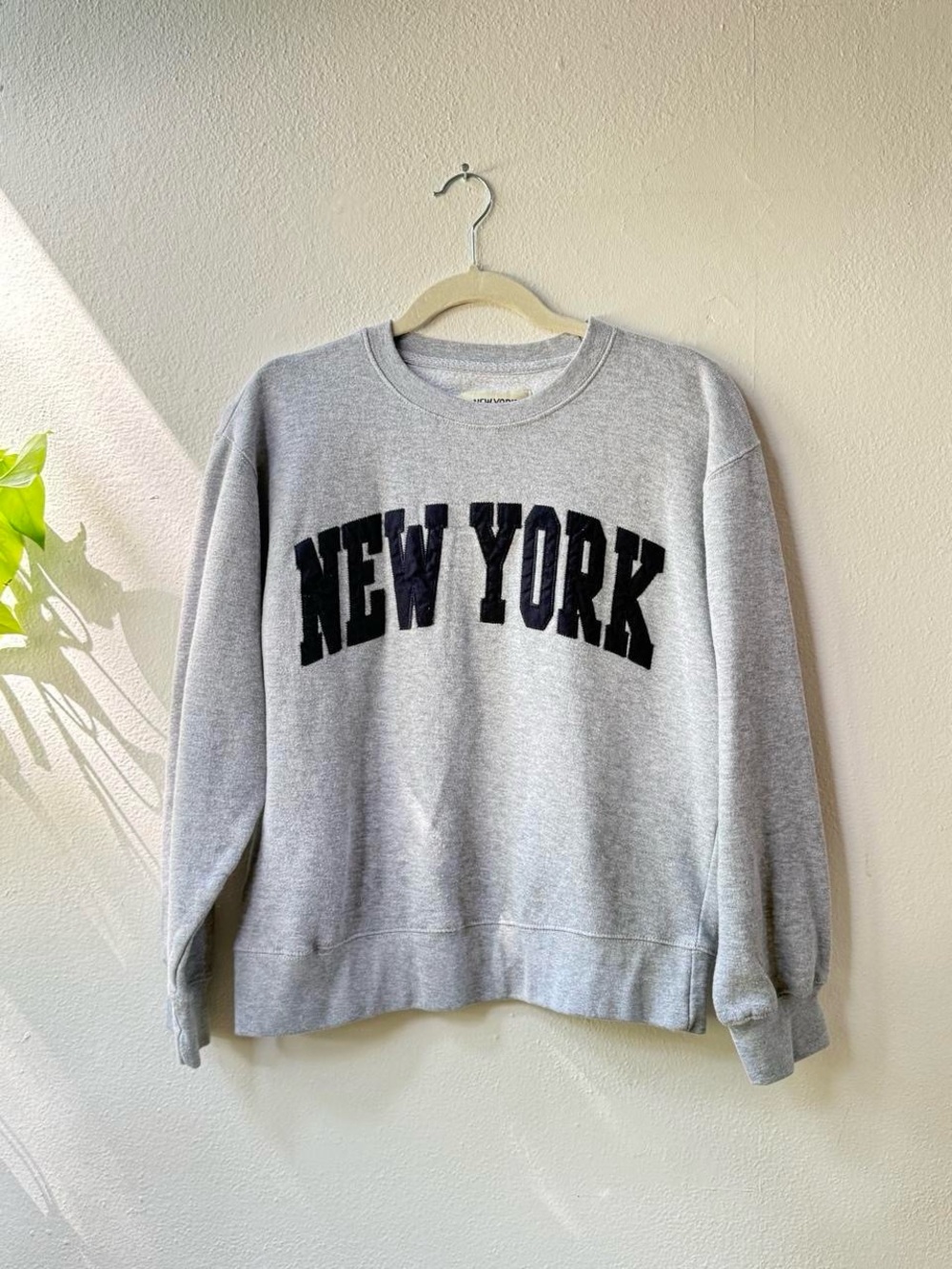 “New York" Crewneck Sweatshirt Size Medium